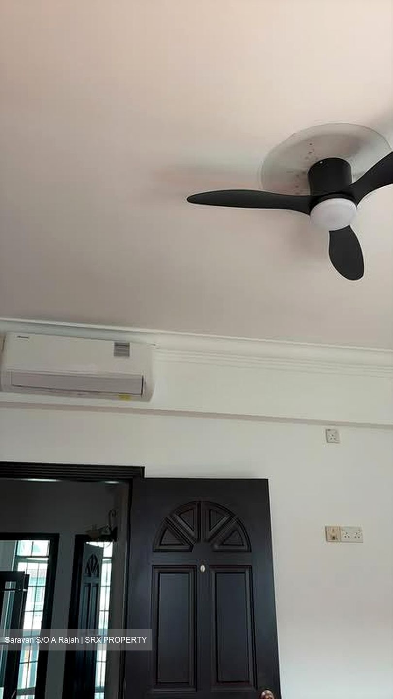 Westwood Crescent (D22), Terrace #563113851